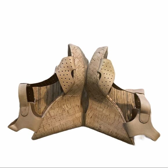Sam Edelman Tan Leather wedged Heels Size 8.5M - Picture 3 of 5